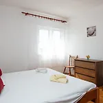 Apartment By The Sea Tisno, Murter - 4295