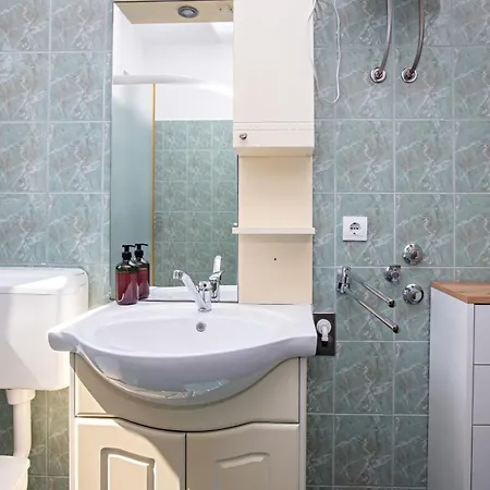 By The Sea Tisno, Murter - 4295 * تيسنو