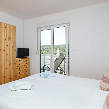 By The Sea Tisno, Murter - 4295 Apartment *