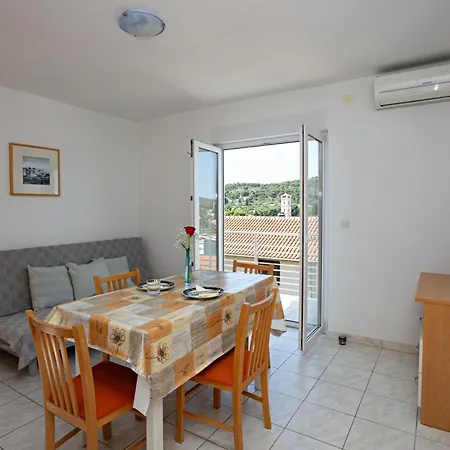 Apartment By The Sea Tisno, Murter - 4295 Tisno