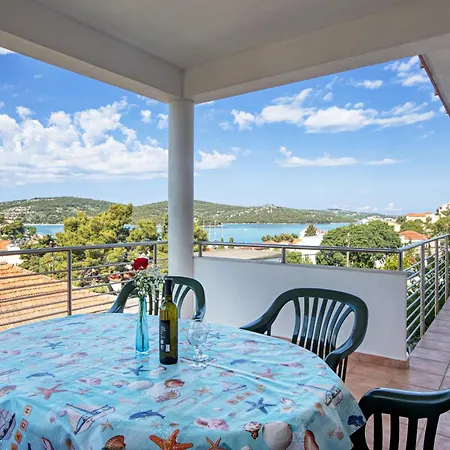 Apartment By The Sea Tisno, Murter - 4295