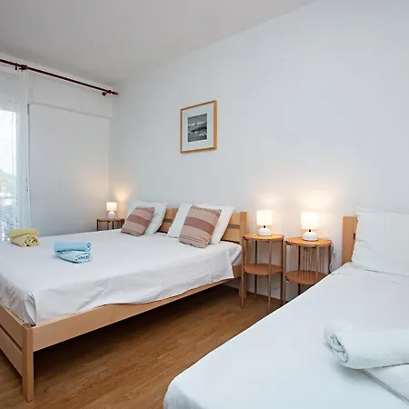 Apartment By The Sea Tisno, Murter - 4295 *